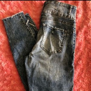 High rise sculpting skinny jeans